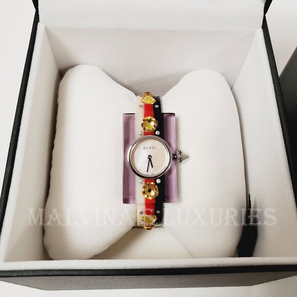 GUCCI WATCH YA143524 WEB BANGLE MOTHER OF PEARL JEWELS BEE main image 8